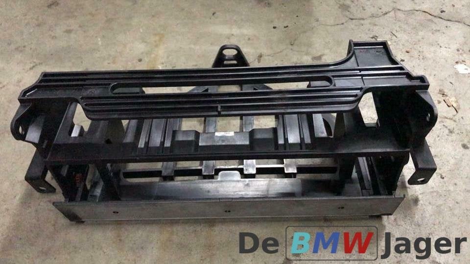 instrumentendrager Radio BMW E39 51458184159, Gebruikt, Ophalen of Verzenden, BMW, BMW