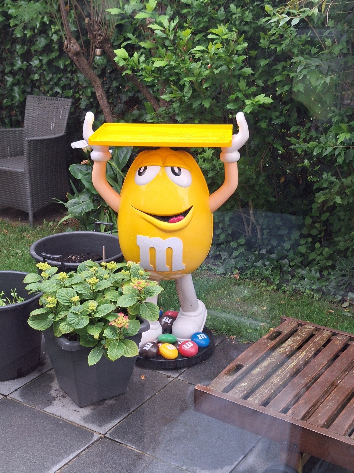 M&M deco, Ophalen
