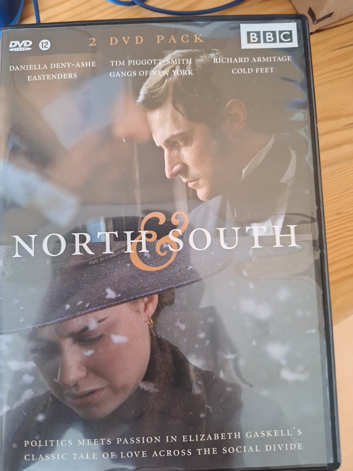 North & South - BBC 2 DVD Pack - Slechts 1x bekeken, Ophalen of Verzenden
