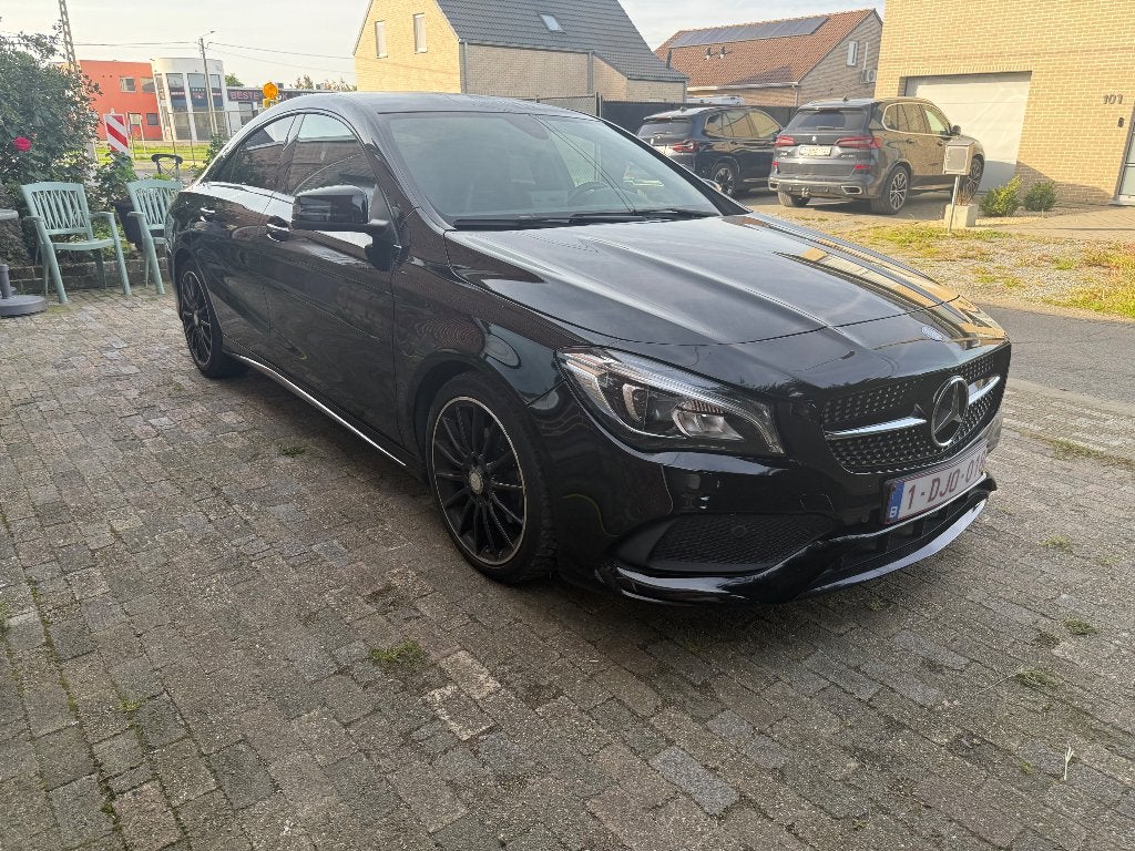 Mercedes-Benz Cla 180(2016), 4 deurs, Zwart, USB, Handgeschakeld