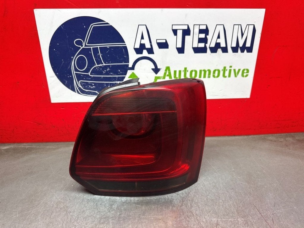 FEU ARRIÈRE DROIT Volkswagen Polo V (6R) (01-2009/05-2022), Autos : Pièces & Accessoires, Volkswagen, Volkswagen AG, Utilisé, Kundenbetreuung@volkswagen.de