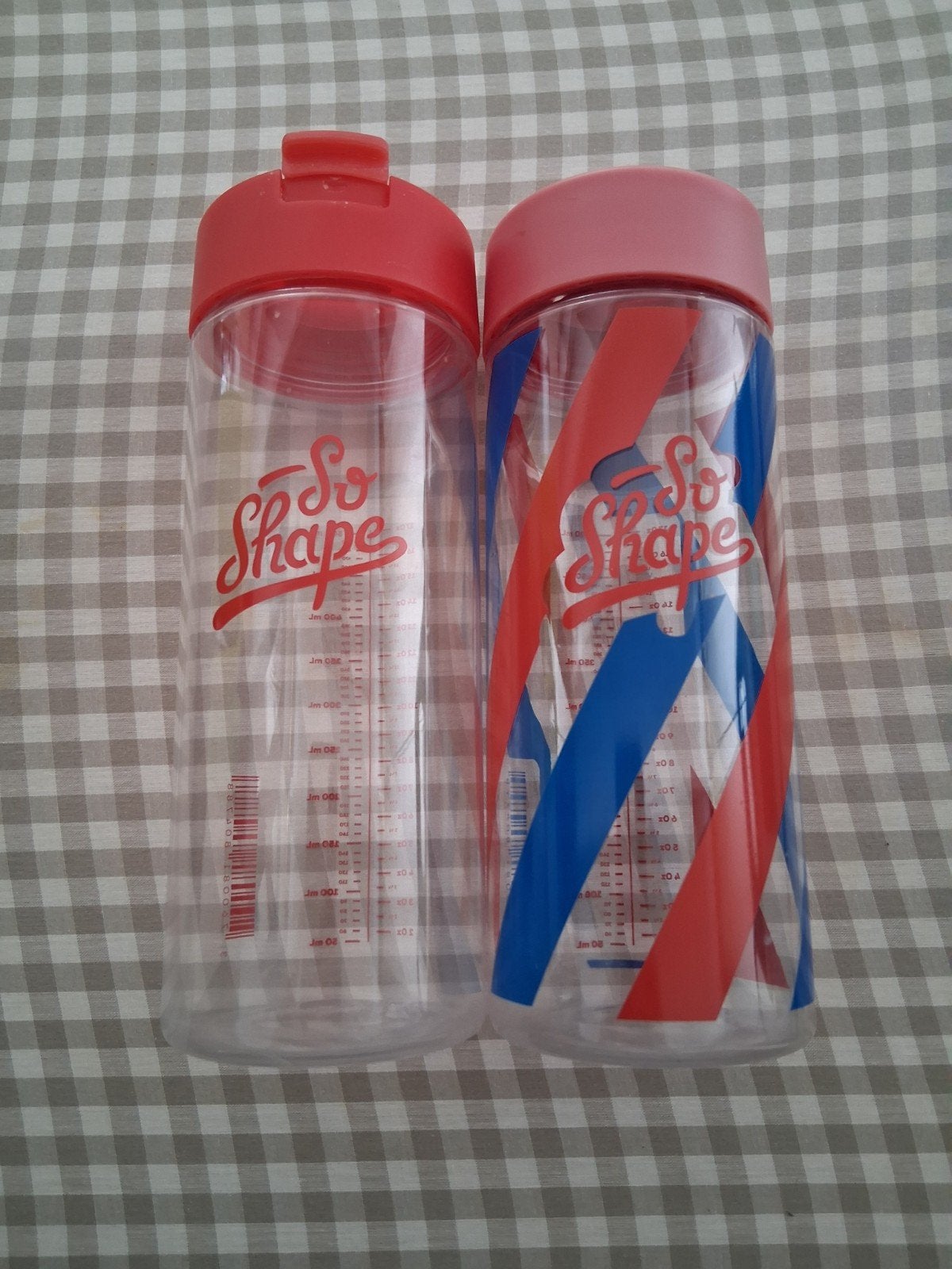 2 gourdes "So Shape" gratuites., Sport en Fitness, Drinkbussen, Ophalen, Gebruikt