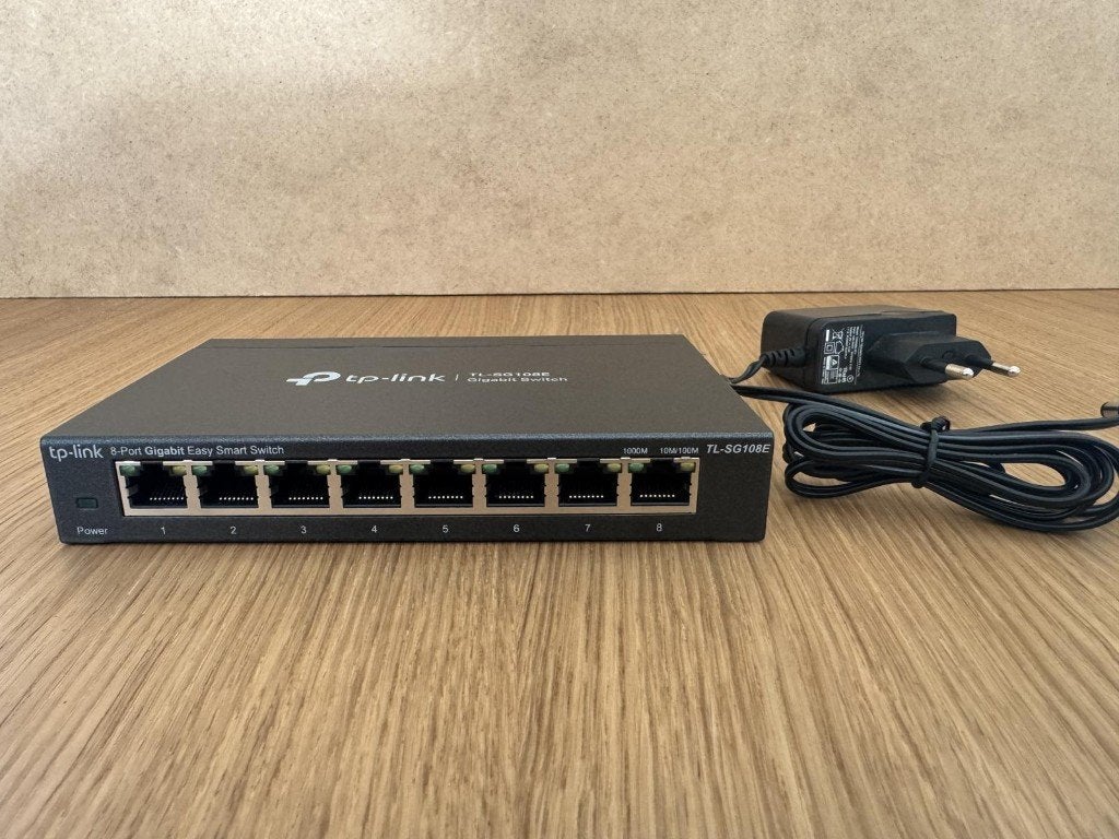 TP-Link TL-SG108E – 8-poorts Gigabit-switch compleet, Computers en Software, Ophalen, Gebruikt