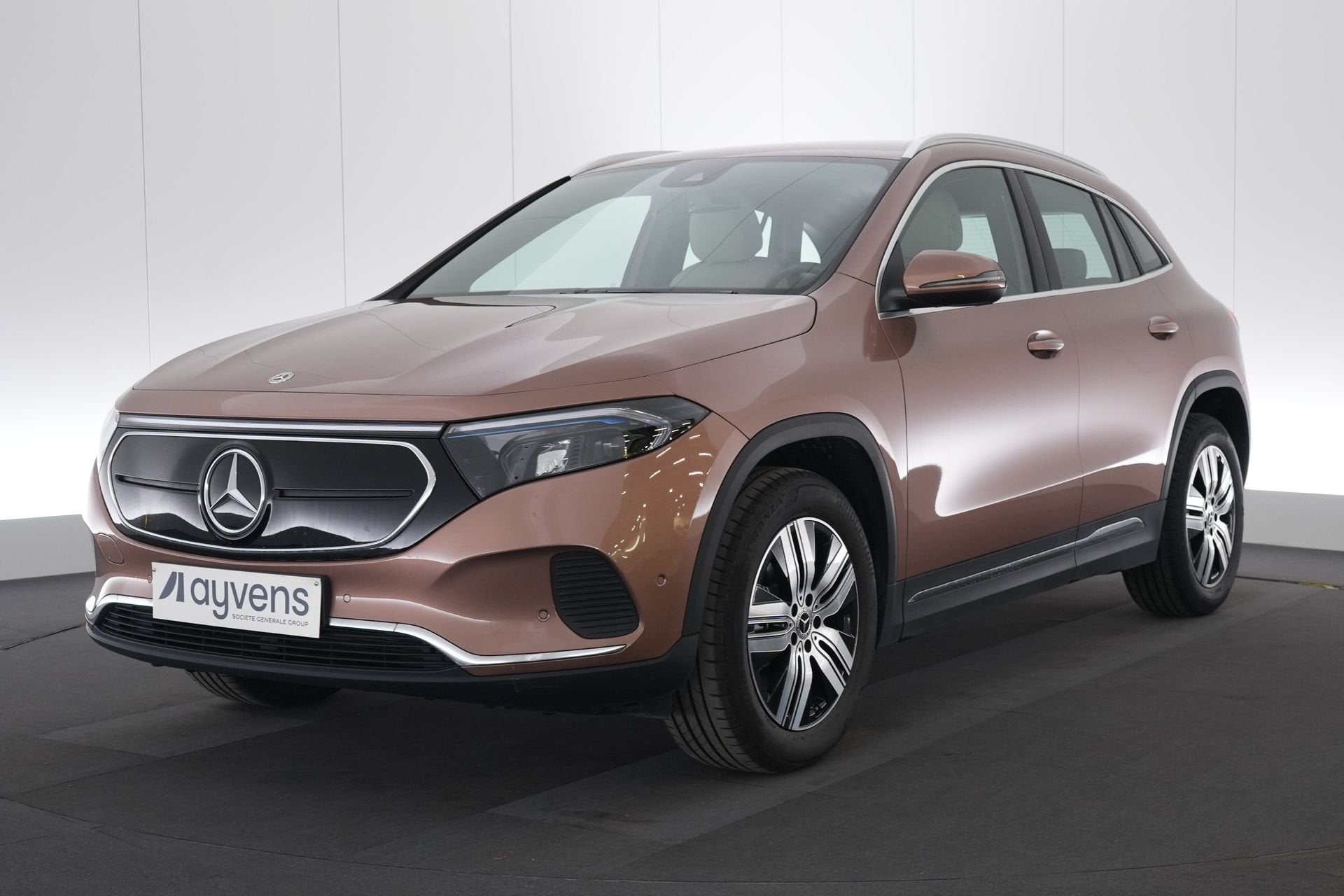 (2FBF492) MERCEDES-BENZ EQA, Gebruikt, Overige kleuren, 5 zetels, 5 deurs