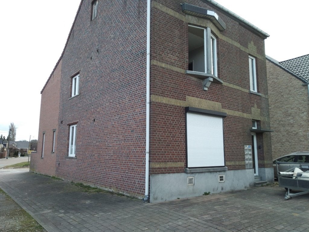 studio met aparte slaapkamer te huur