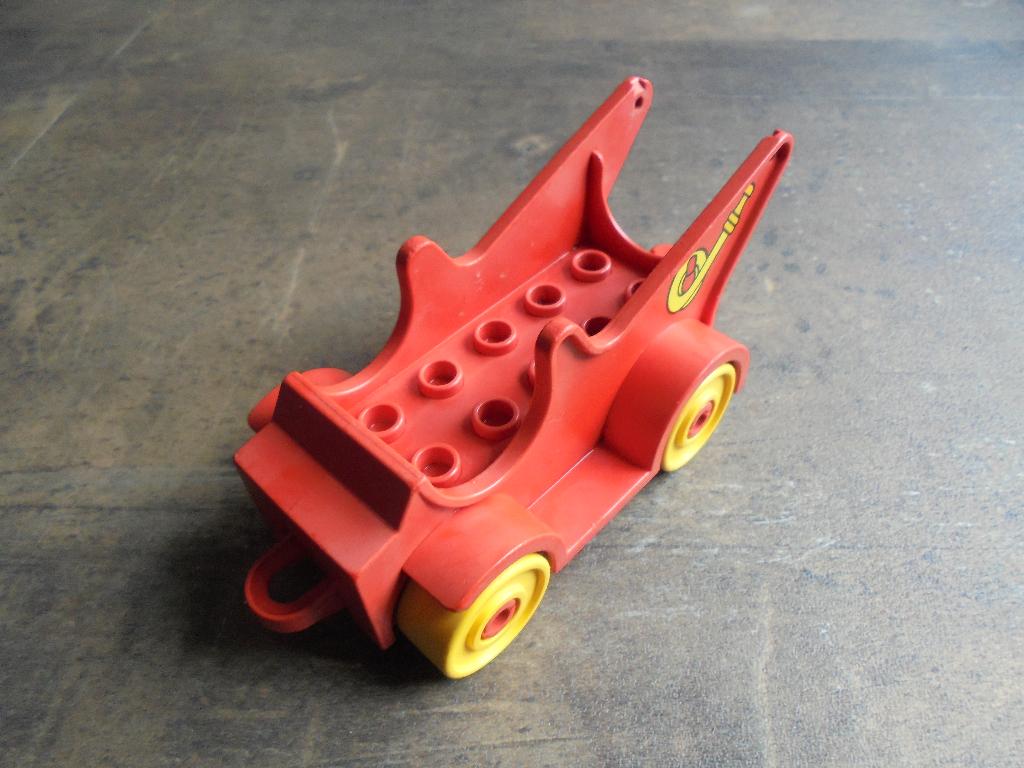 Lego Duplo Car Base 2x6 with Body Fire Pumper (zie foto's), Envoi, Utilisé, Briques en vrac, Duplo