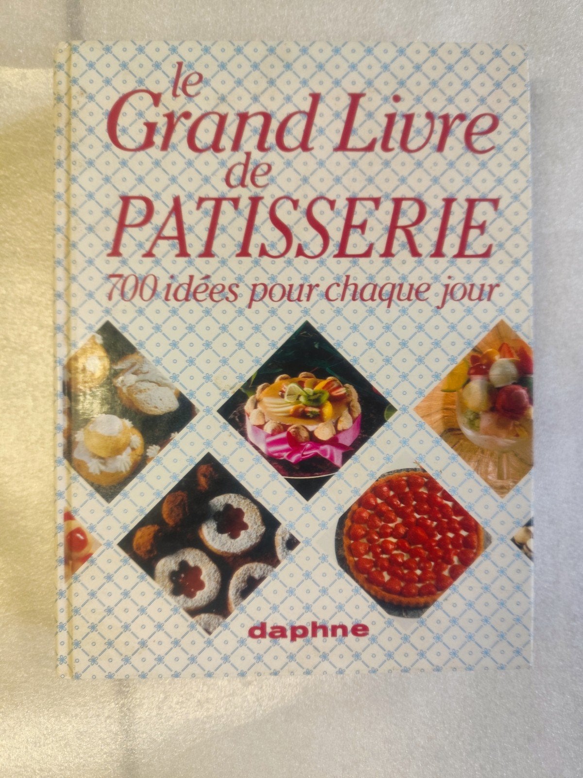 Le grand livre de pâtisserie, Ophalen