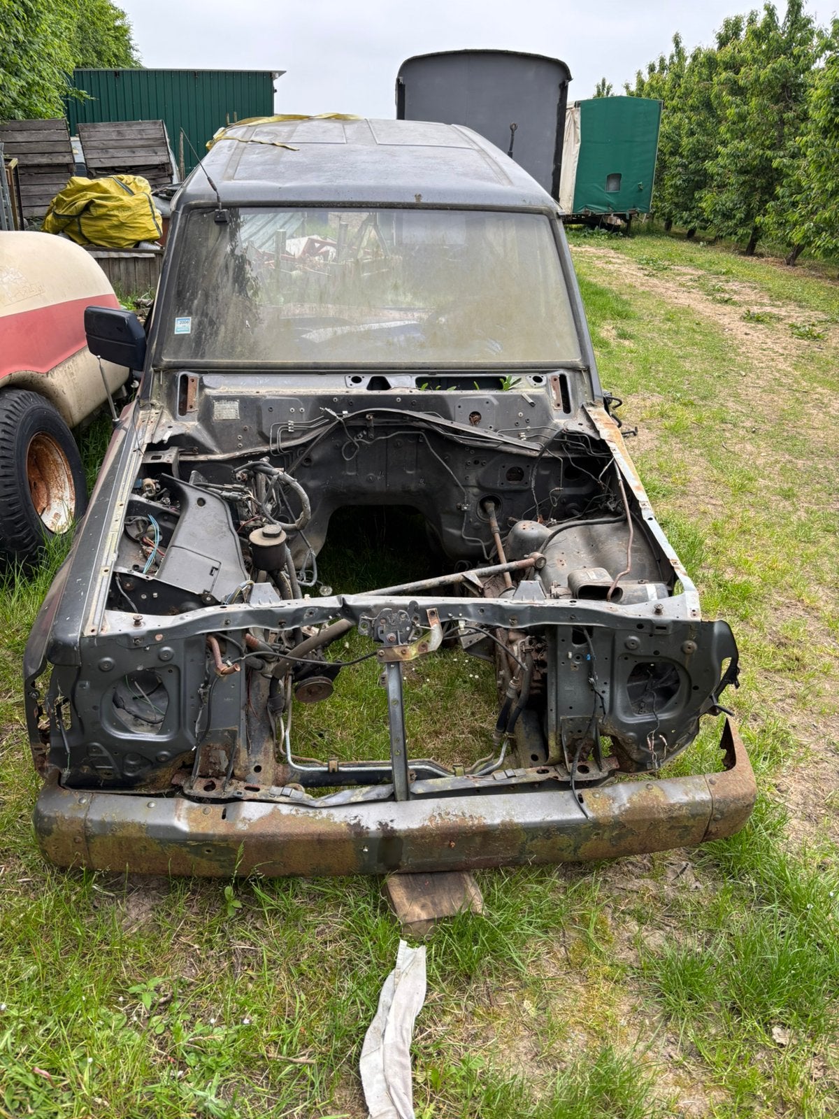 nissan patrol y60, Enlèvement, Nissan