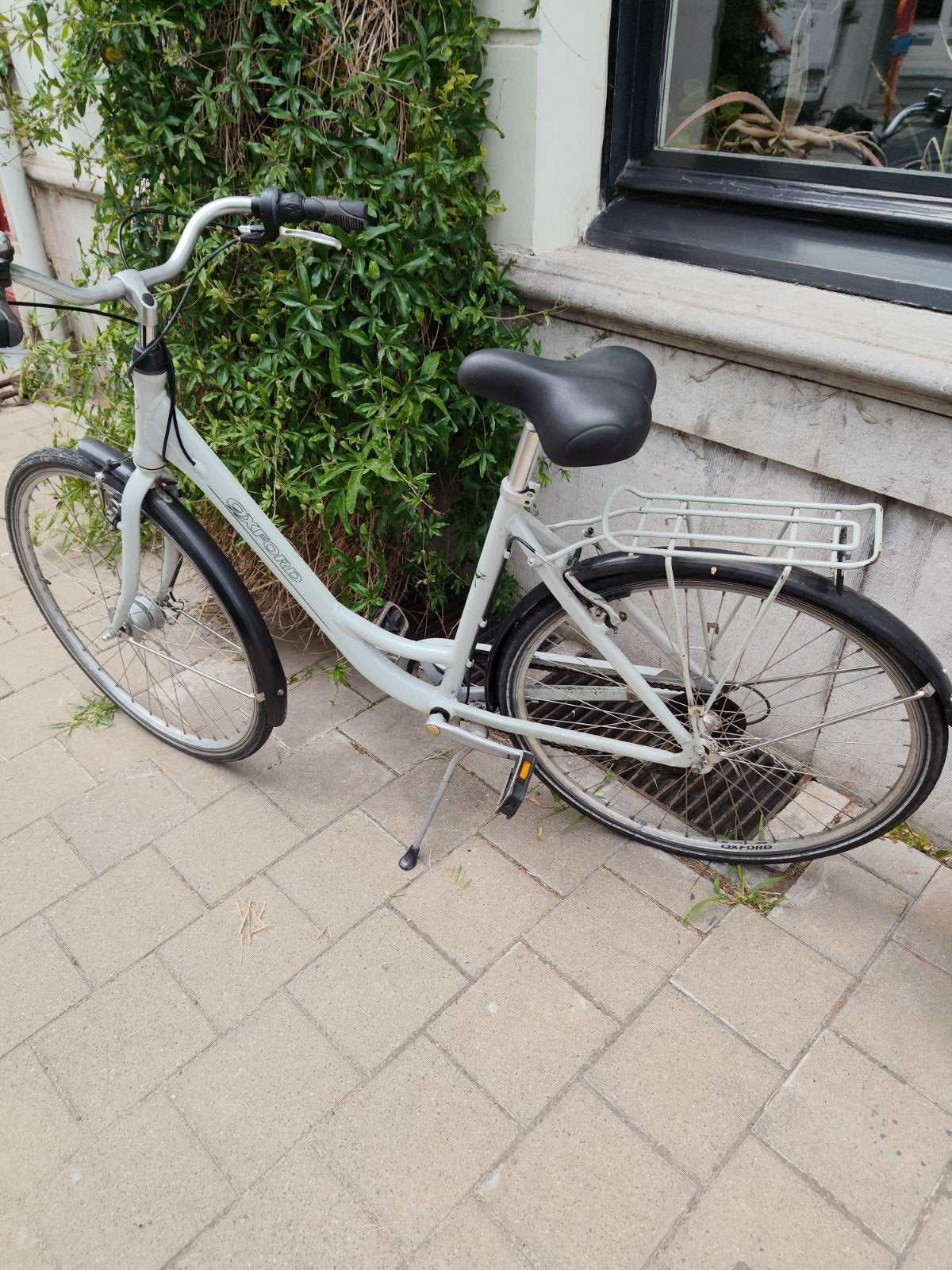 Damesfiets Oxford, Ophalen