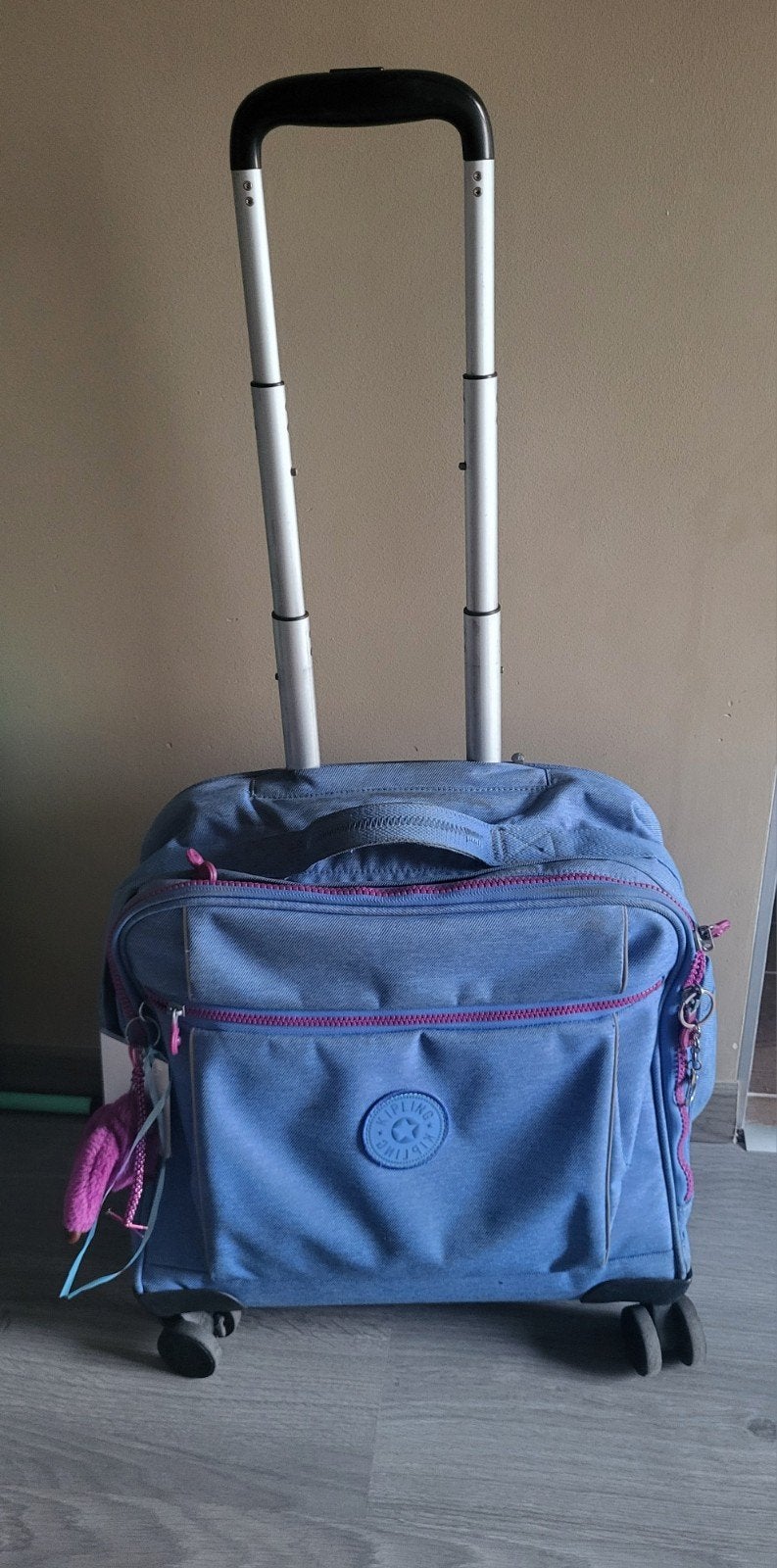 Kipling Storia, Ophalen