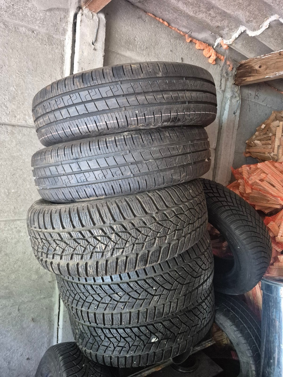 Lot de pneus neuf, Autos : Divers, Pièces de sport automobile, Enlèvement