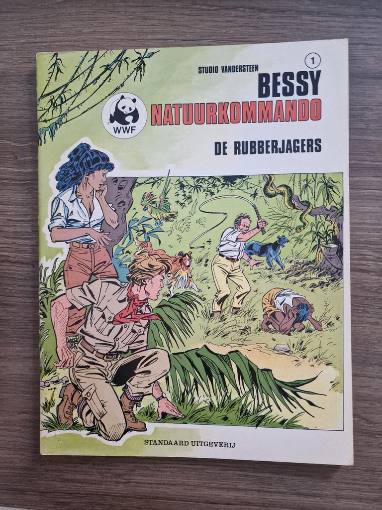 Strips. Bessy natuurkommando, Zo goed als nieuw, Meerdere stripboeken, Studio  Vandersteen, Ophalen of Verzenden