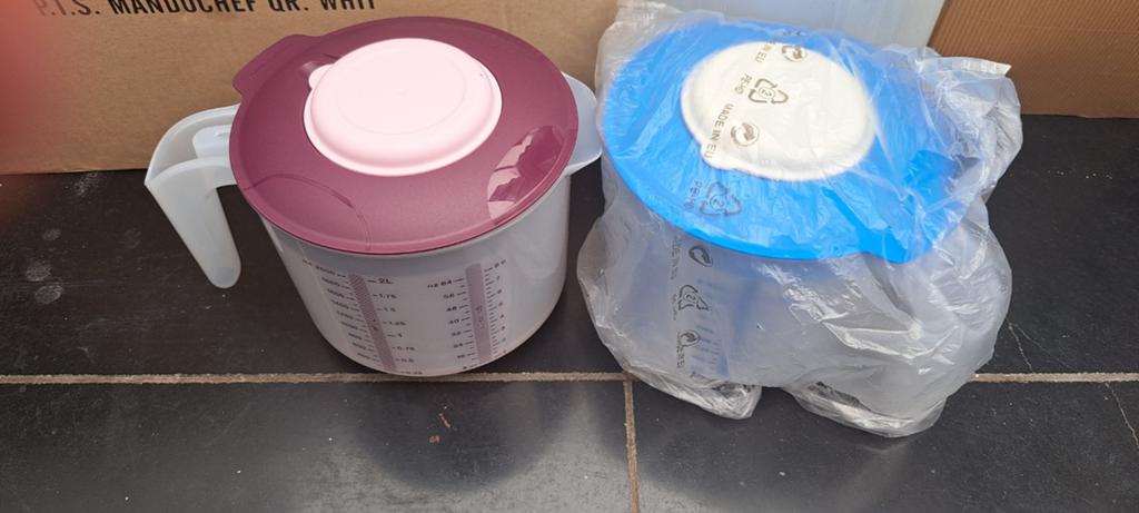 Nieuwe maatkan van tupperware 2 liter, Huis en Inrichting, Keuken | Tupperware, Ophalen of Verzenden, Nieuw