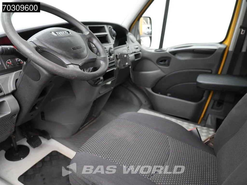 Iveco Daily 35S11 Automaat Luchtvering Zijdeur Bakwagen Meub, Auto's, Bestelwagens en Lichte vracht, Automaat, Euro 5, Stof, Gebruikt