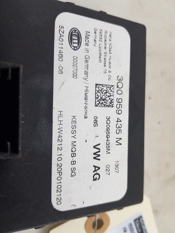 MODULE KEYLESS VEHICLE Volkswagen Passat Variant (3G5), Volkswagen, Utilisé, Rixbecker Straße 75
59552  Lippstadt, DE, Info@forvia.com