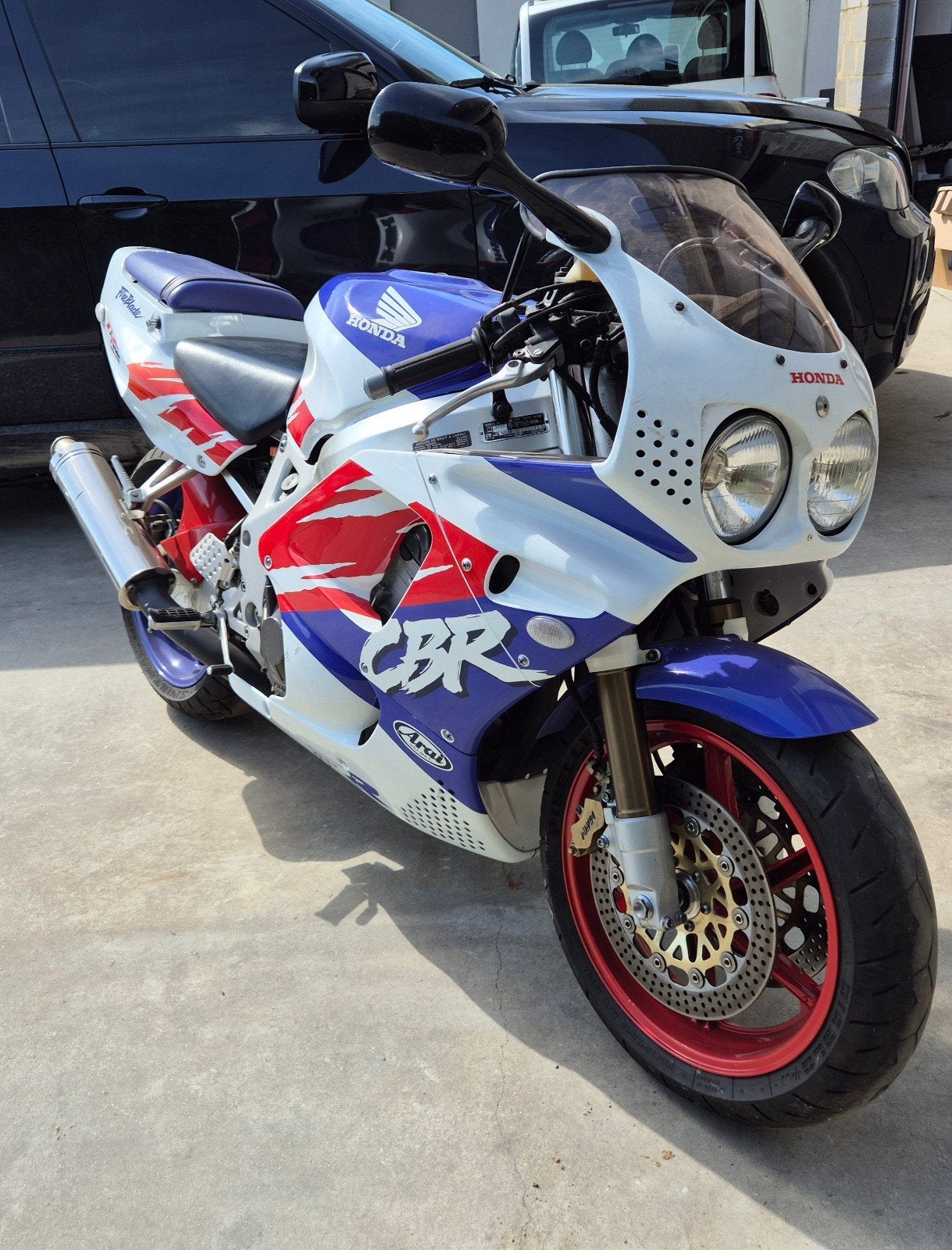 Honda CBR 900RR Fireblade "Très Propre"