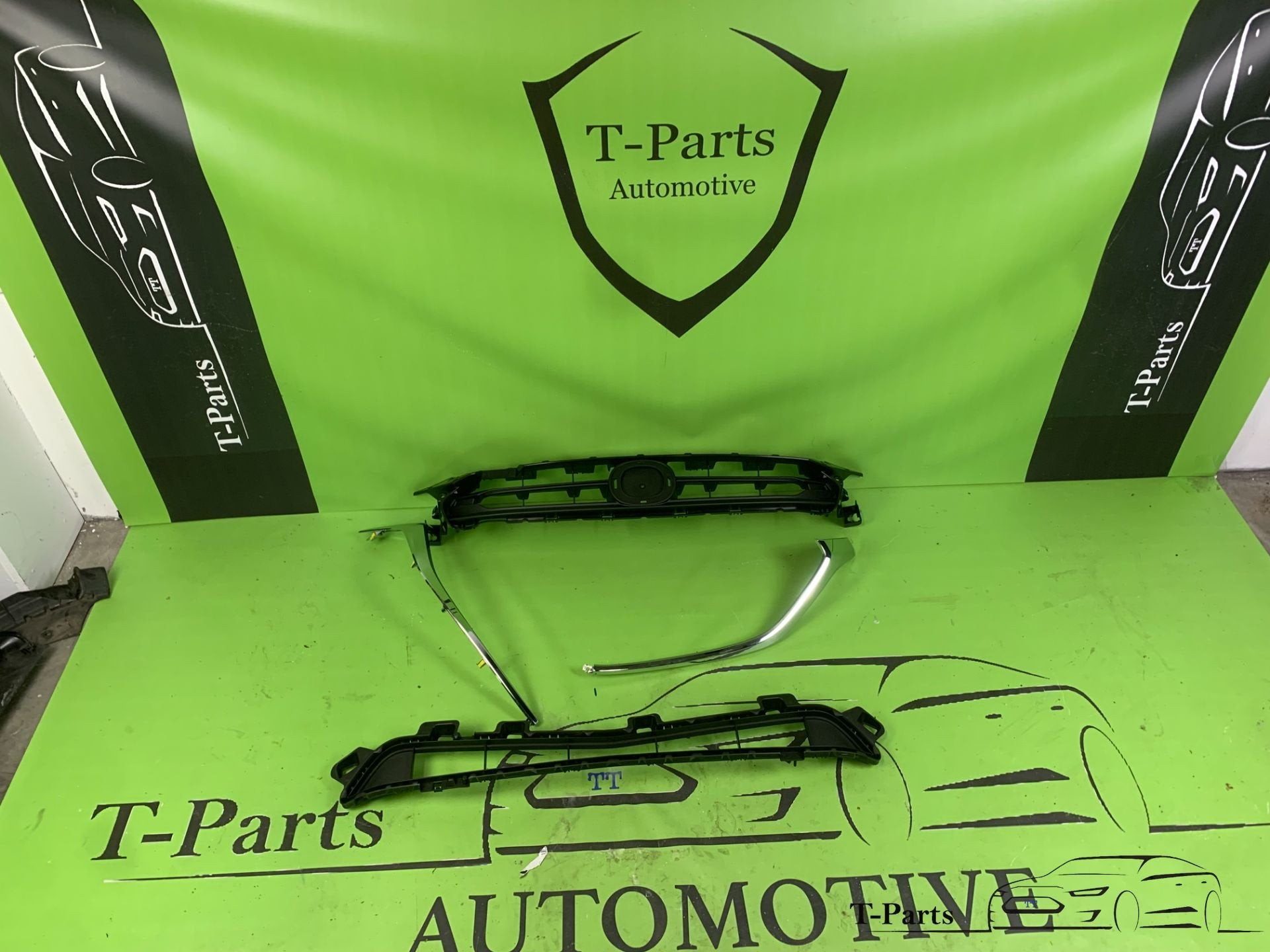 Mazda 2 calandre cadre chrom 2014+ calandre pare-chocs avant, Neuf, Info@fabrikant.eu, Fabrikant BV, Mazda