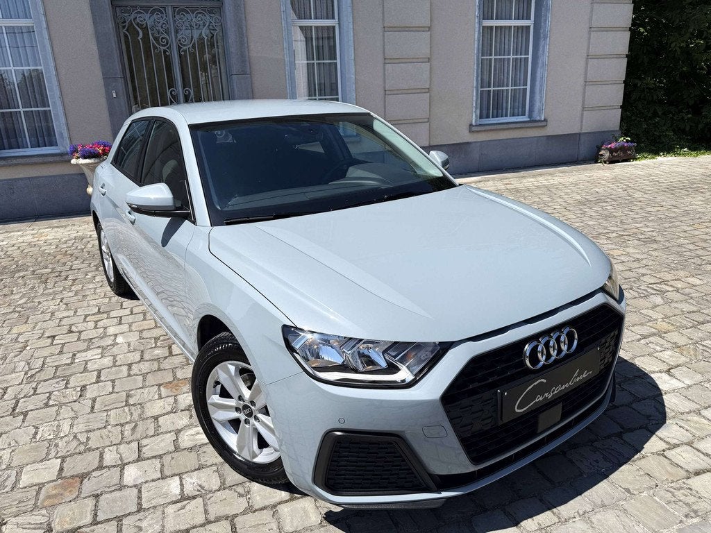 Audi A1 Sportback 25 TFSI Attraction S-Tronic Virtual Cockpi, Auto's, Automaat, Stof, 95 pk, https://public.car-pass.be/vhr/d0935cc2-b8e6-4511-8640-cb0c2da8e85e