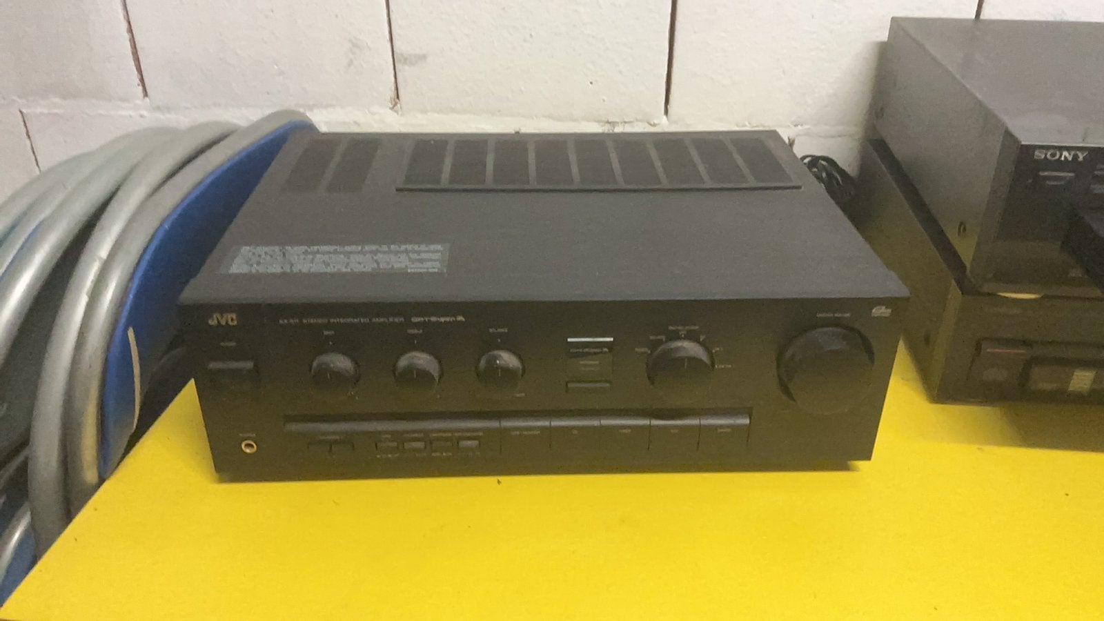 Jvc ax 511, TV, Hi-fi & Vidéo, Amplificateurs & Ampli-syntoniseurs, Enlèvement, Utilisé, JVC