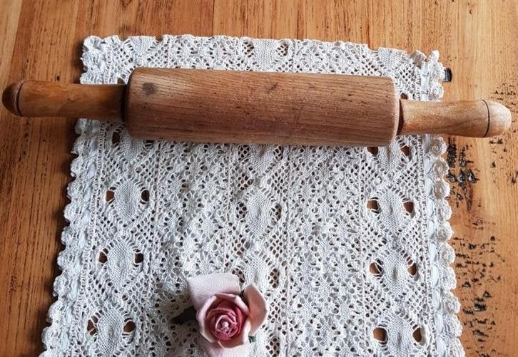 Doorleefde brocante deegroller, Ophalen of Verzenden