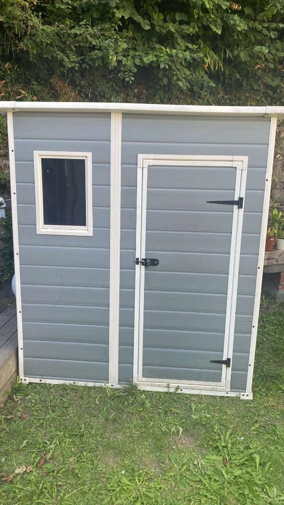 Abri de jardin résine, Huis en Inrichting, Woonaccessoires | Overige, Ophalen, Gebruikt, Kunststof, Modern