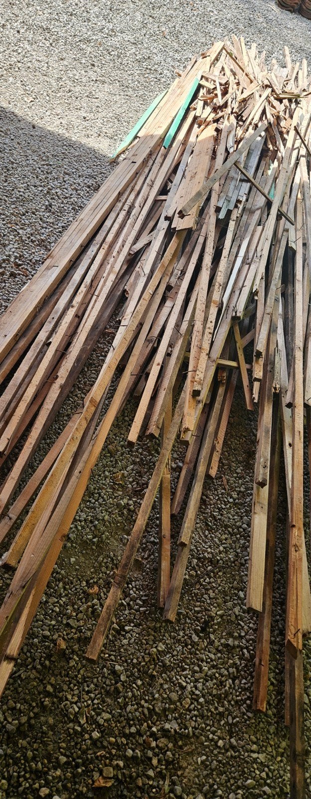 Gratis hout op te halen regio Lochristi / Lokeren., Ophalen