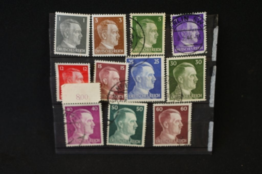 WO2 Duitse postzegels, Ophalen of Verzenden