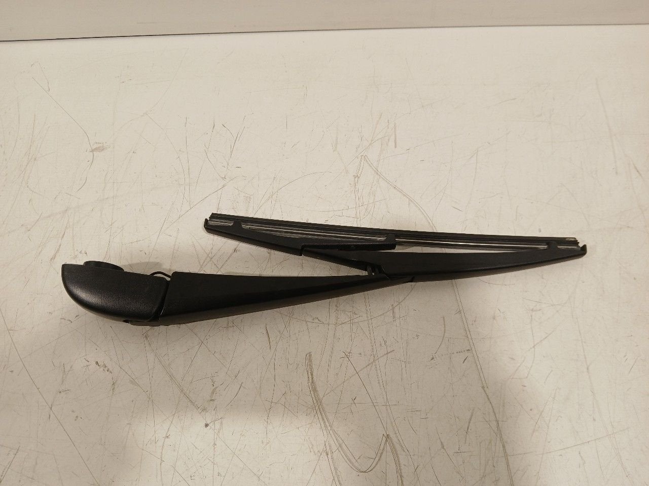 Ruitenwisserarm achterruit Jeep Compass, Jeep, Onderdelen@venauto.nl, Van der Ven Autorecycling B.V., Ettenseweg 76, 4706 PB Roosendaal, The Netherlands