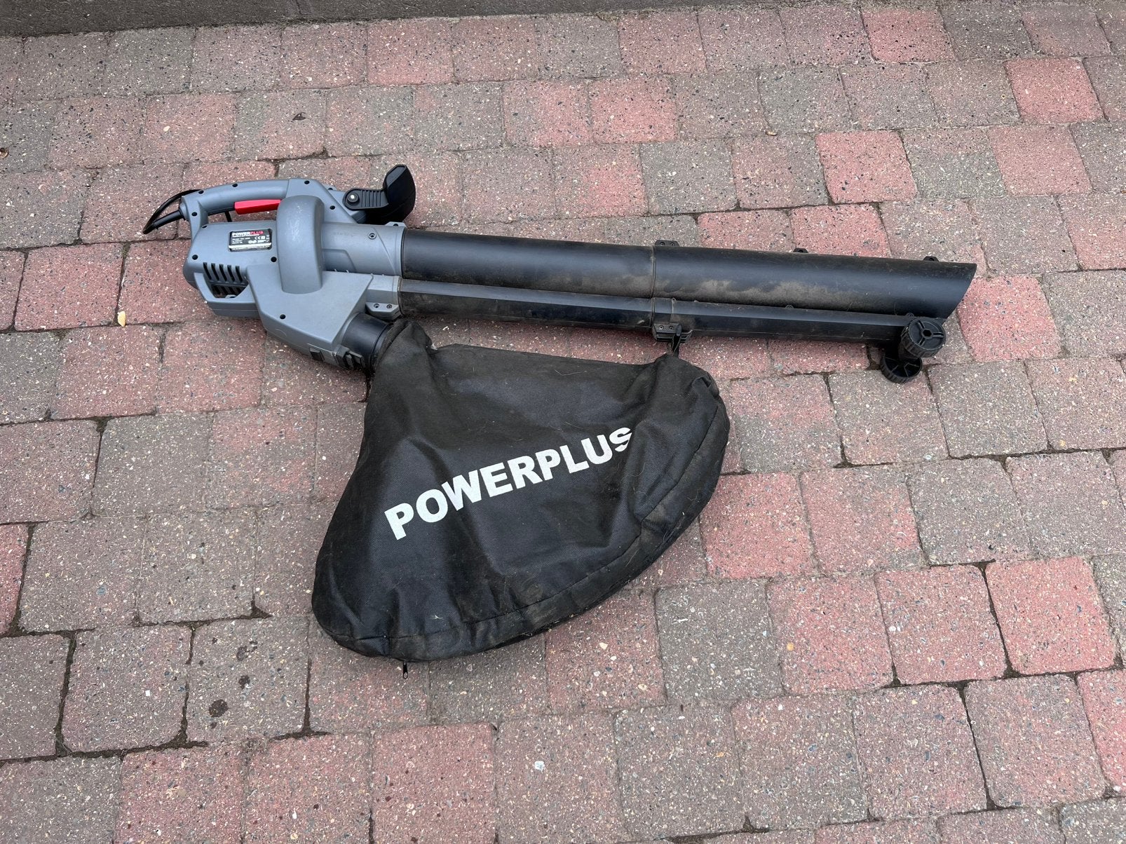 Bladblazer/bladzuiger, Tuin en Terras, Ophalen, Zo goed als nieuw, Elektrisch, Met opvangzak