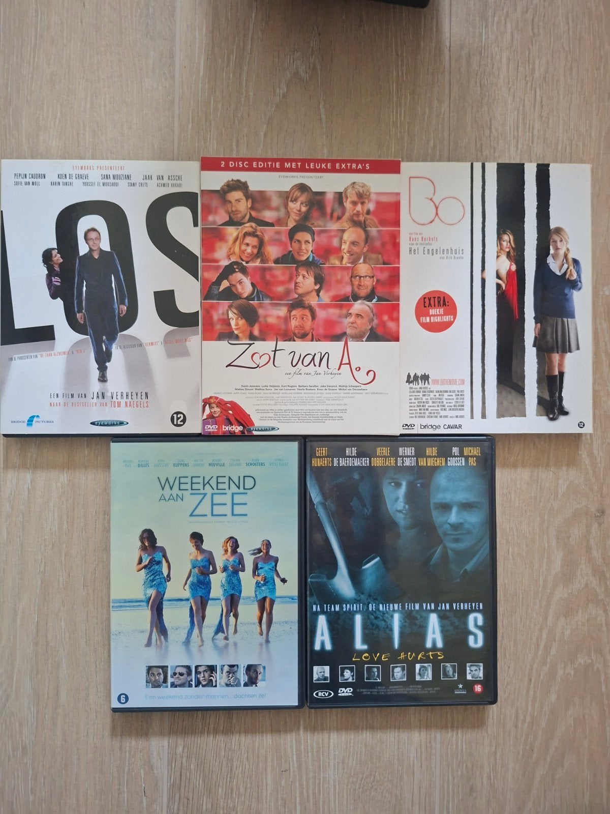 Vlaamse DVD's (Los, Zot van A., Bo, Alias, Weekend aan Zee), CD & DVD, Enlèvement ou Envoi, Comme neuf, Autres genres