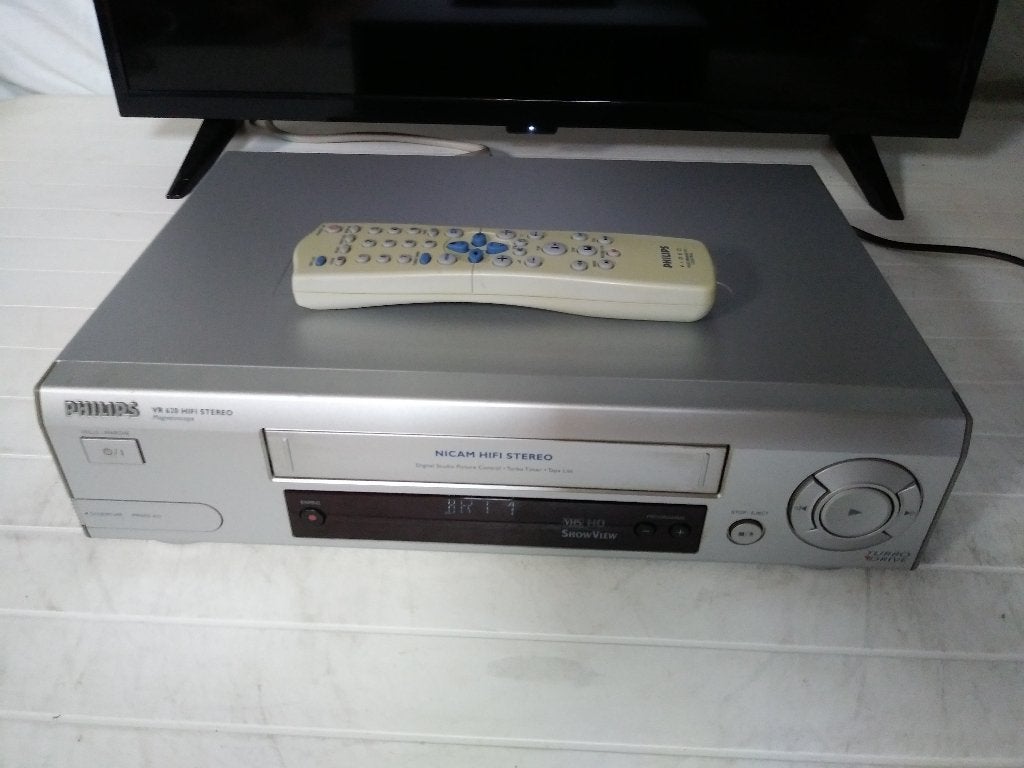 Magnétoscope stéréo Hi-Fi à 6 têtes Philips VR620., Enlèvement ou Envoi, Comme neuf, Lecteur ou enregistreur VHS