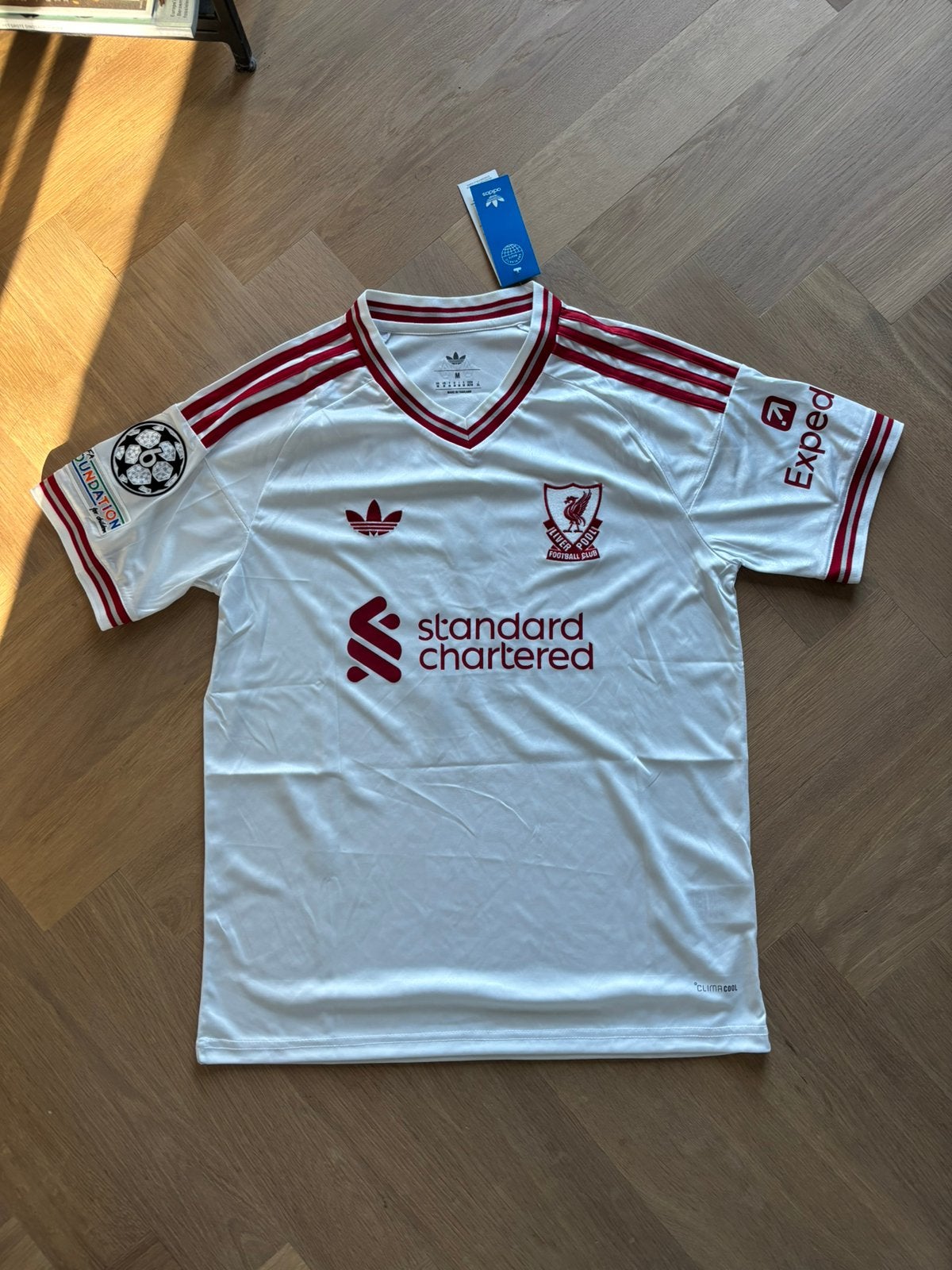 Maillot domicile de Liverpool #4 Van Dijk, Taille M, Envoi, Neuf, Maillot