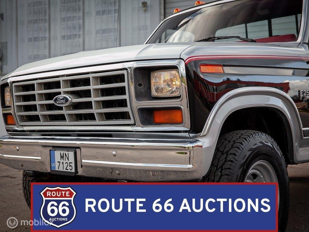 Ford F-250 | 1983 | Route 66 Auctions, Auto's, Zwart, Bedrijf, Handgeschakeld, Overige carrosserie