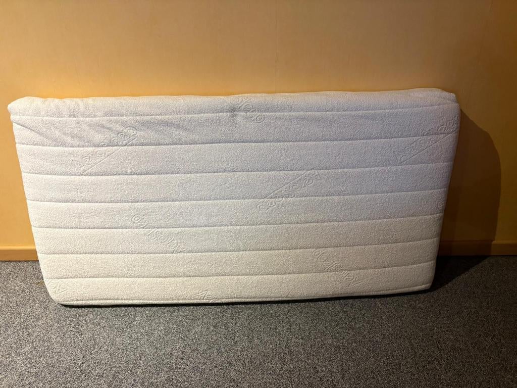 Matrasje voor babybedje 60 x 120, Kinderen en Baby's, Babywiegjes en Ledikanten, Ophalen, Zo goed als nieuw, Overige typen