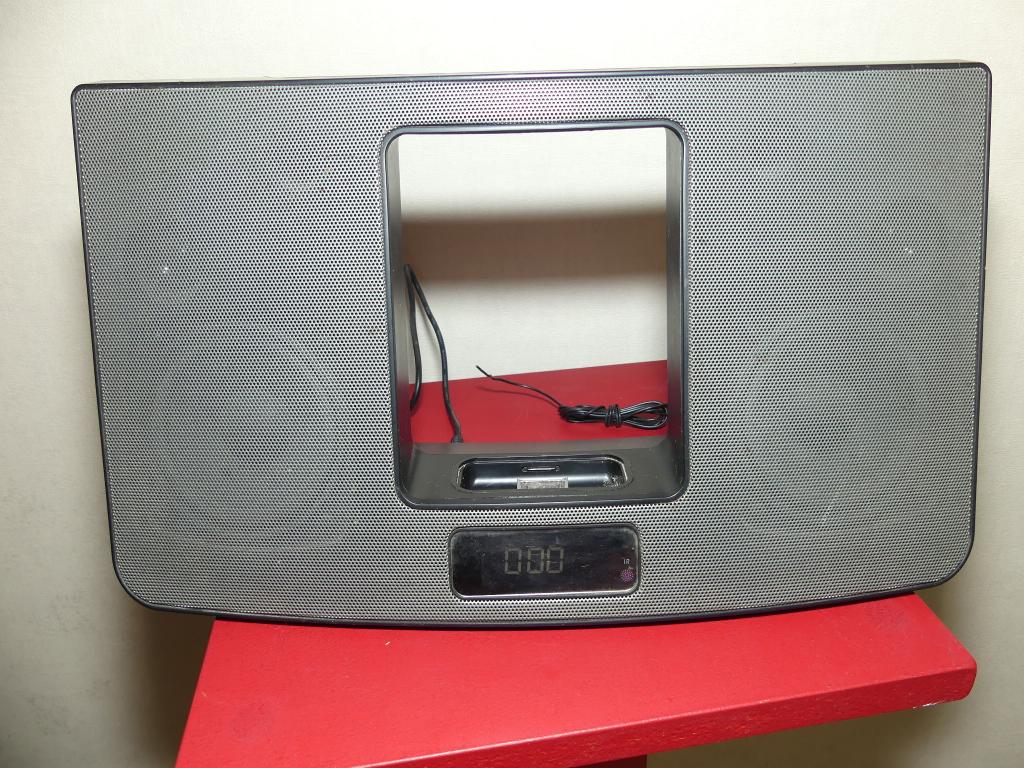 Akai ASB17i Ipod docking, Ophalen of Verzenden, Gebruikt, Dock of Kabel