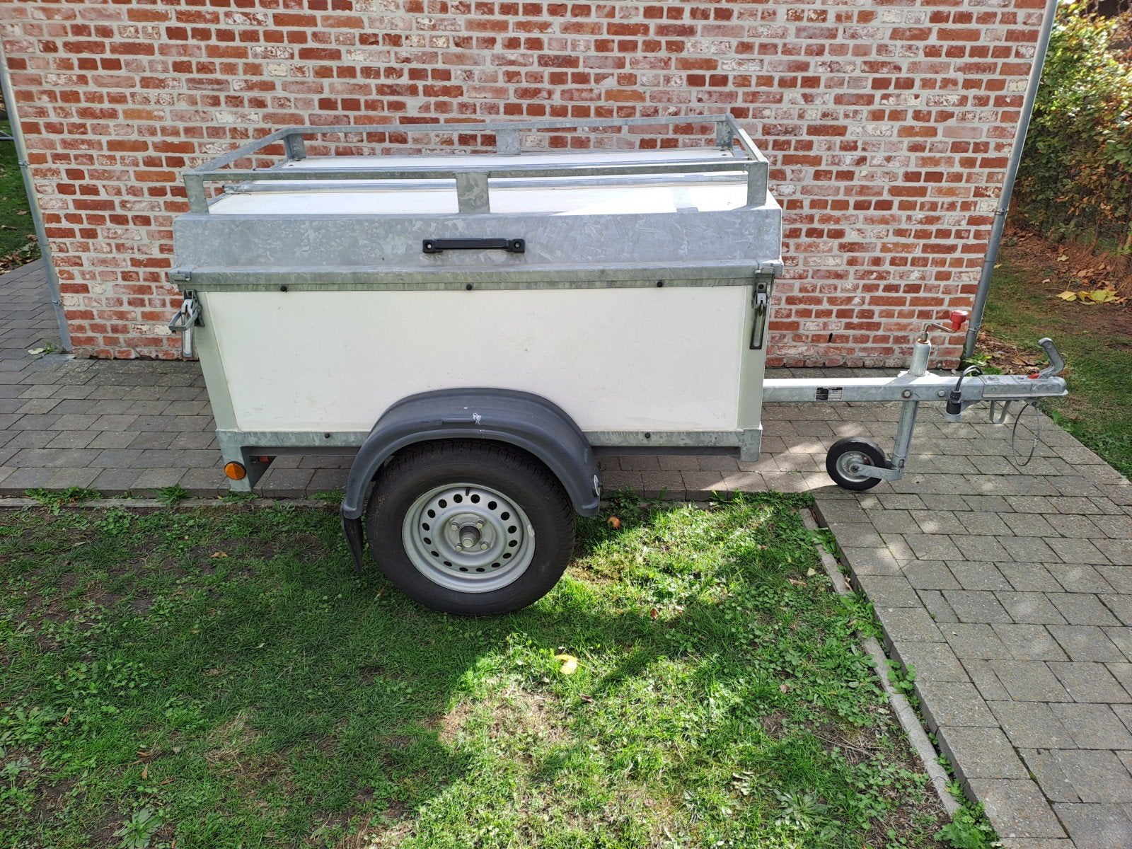 bagagewagen power trailer, Ophalen
