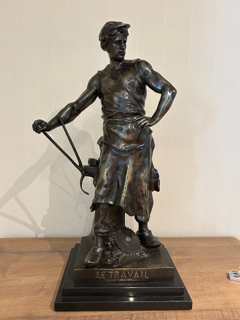 Bronzen beeld "Le Travail", Antiek en Kunst, Kunst | Beelden en Houtsnijwerken, Ophalen, Overige onderwerpen, Brons, Gemerkt
