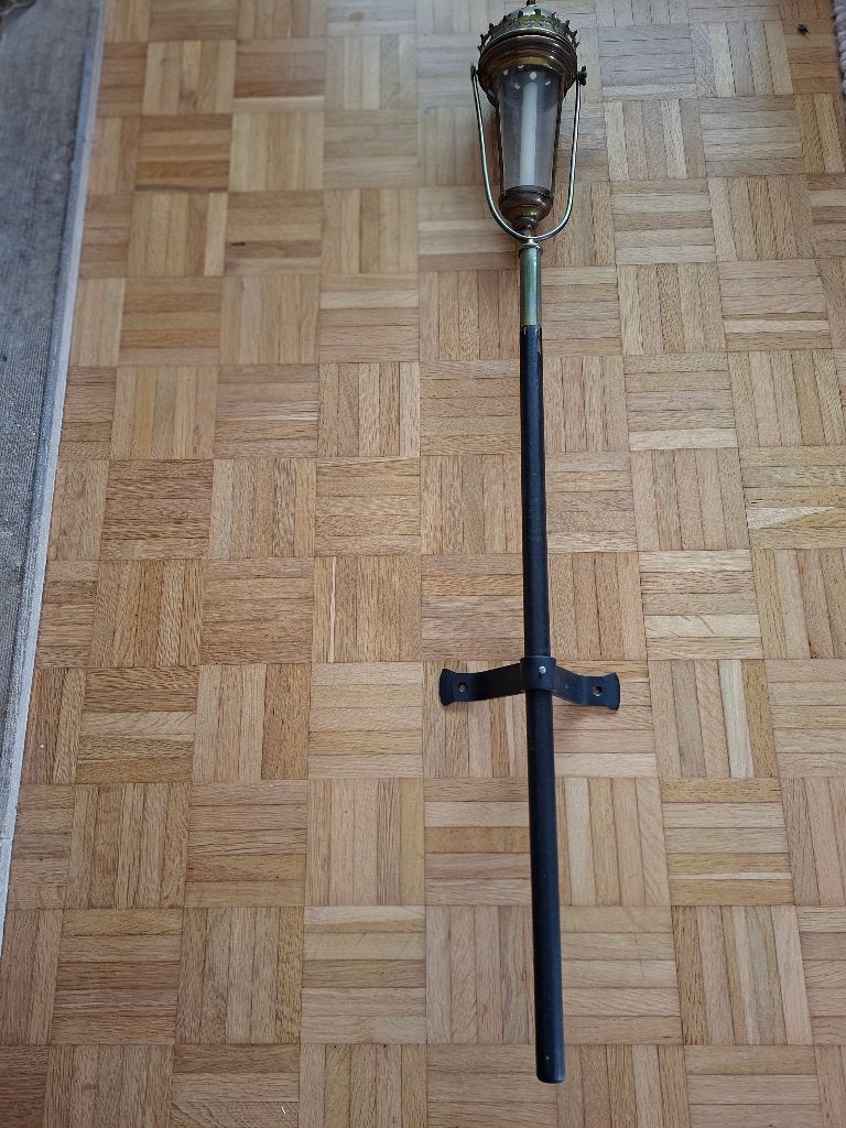 Processielantaarn met beugel voor muurbevestiging, Ophalen