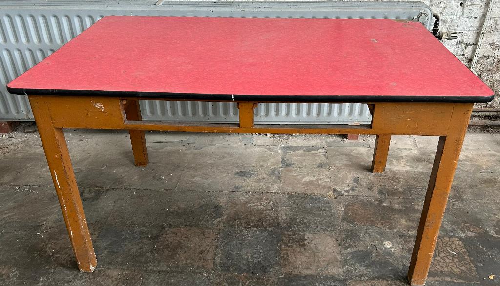 Houten tafel, Ophalen, Gebruikt, Overige materialen, 100 tot 150 cm