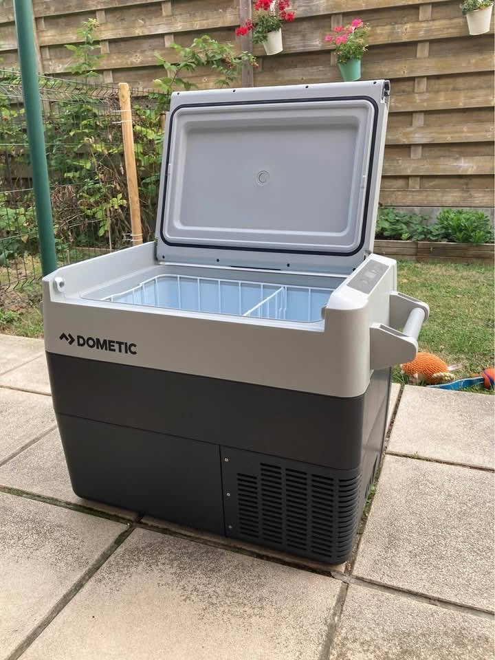 Glacière à compression Dometic cff45 frigo 220 12v, Electroménager, Électroménager & Équipement Autre, Enlèvement, Utilisé