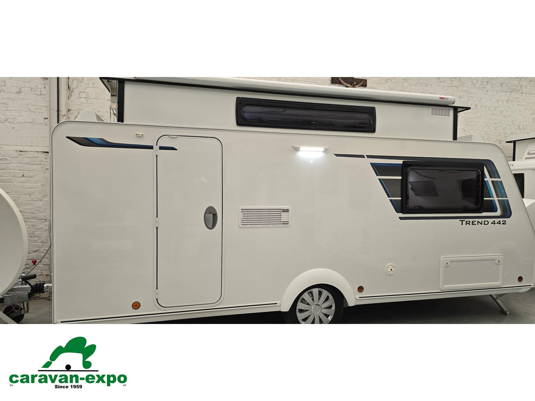 SILVER TREND 442, Caravans en Kamperen, Caravans, Overige merken, Bedrijf, 4 tot 5 meter, Tot en met 3