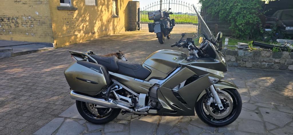 Yamaha fjr1300, Motos, Particulier, Neuf