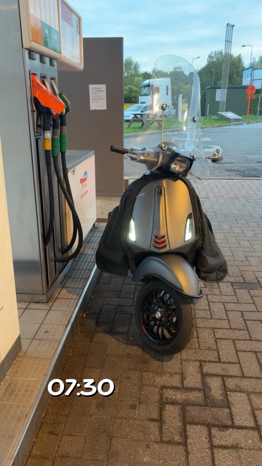 Vespa sprint, Fietsen en Brommers, Ophalen, Overige modellen, Nieuw, Klasse A (25 km/u)