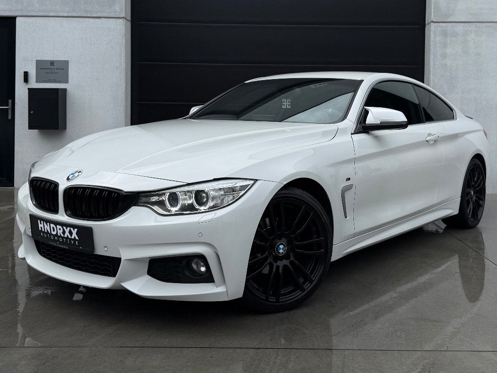 BMW 420i Coupé M SPORT | NAVI PRO | KEYLESS | XENON | 18", Auto's, Automaat, 4 cilinders, Alcantara, Wit