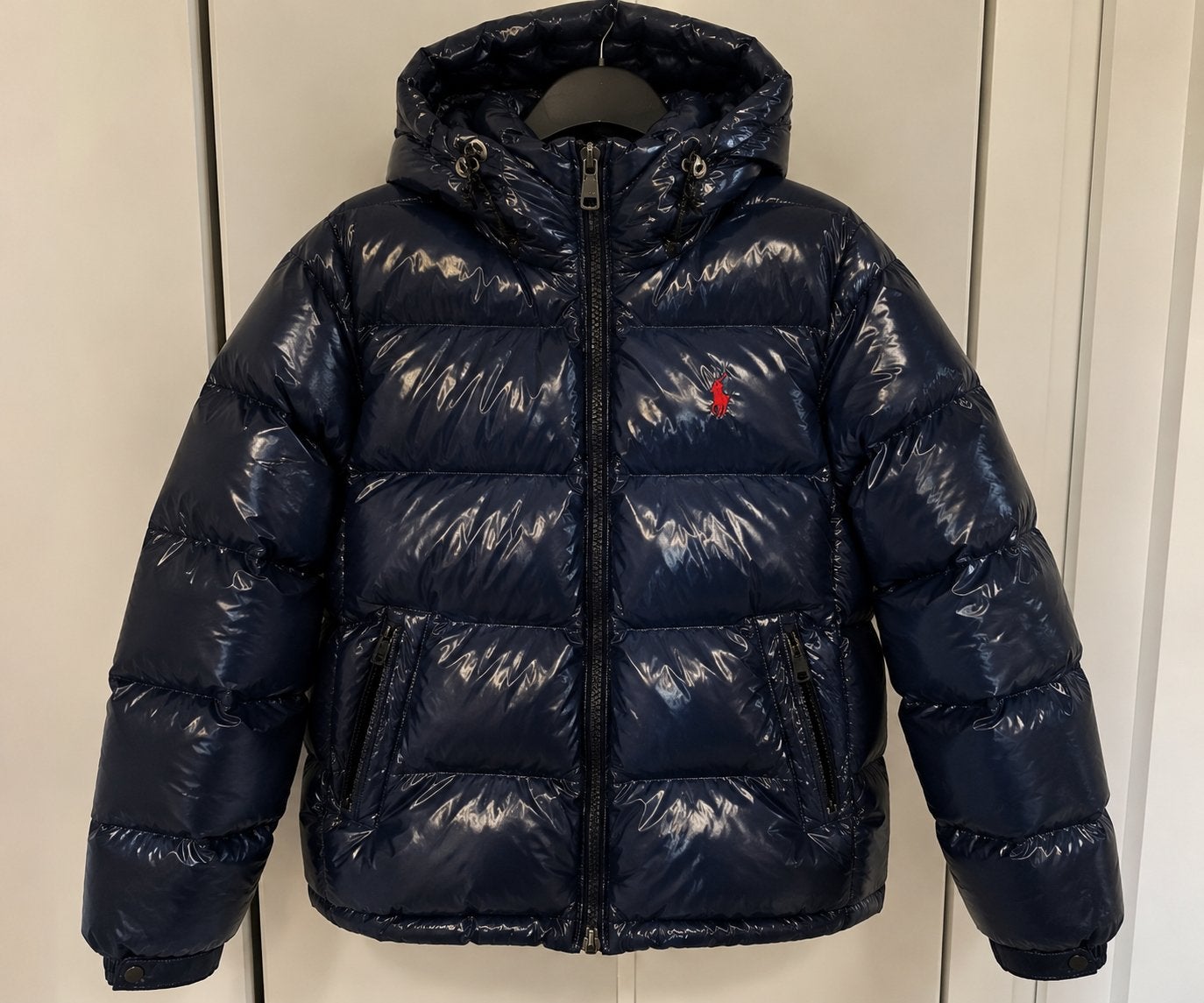 Donkerblauwe glanzende pufferjas met capuchon – Ralph Lauren, Ophalen of Verzenden, Nieuw, Maat 56/58 (XL), Overige kleuren