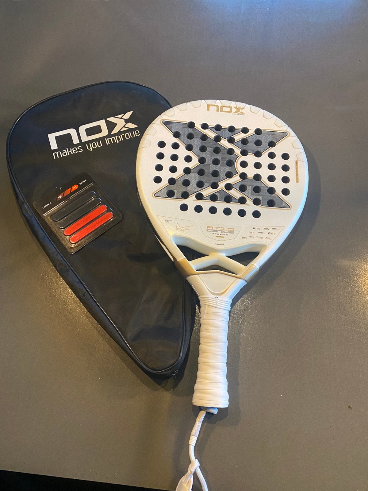 AT10 GENIUS 12K ALUM XTREM BY AGUSTIN TAPIA 2026, Ophalen, Zo goed als nieuw