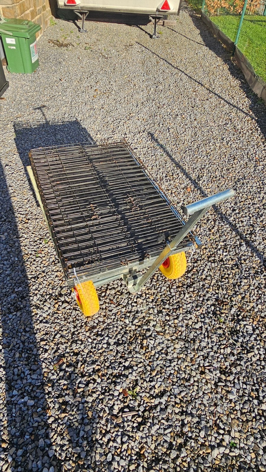 chariot avec cage pour animaux, Dieren en Toebehoren, Transportboxen, Ophalen, Zo goed als nieuw