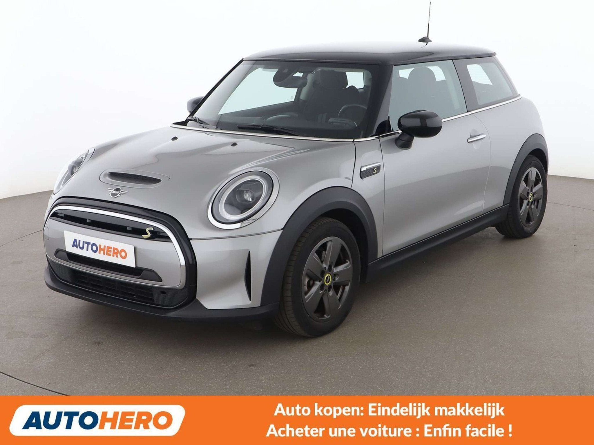 MINI Cooper SE Cooper SE Essential Trim (bj 2024, automaat), Auto's, 4 zetels, Stof, Mini Electric, 184 pk