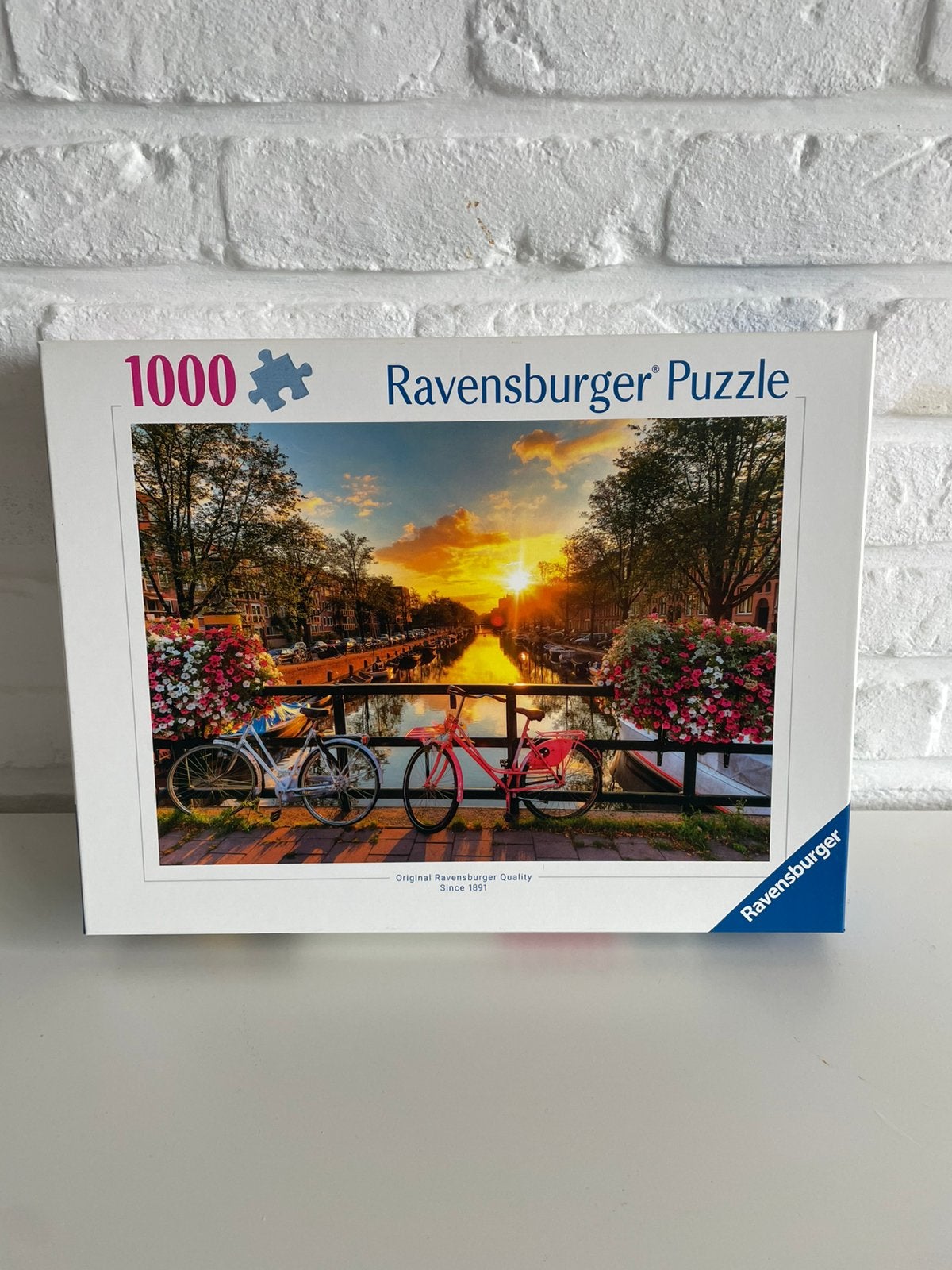 Ravensburger puzzle 1000 - Amsterdam - boîte scellée, Enlèvement ou Envoi, 500 à 1500 pièces, Neuf, Puzzle