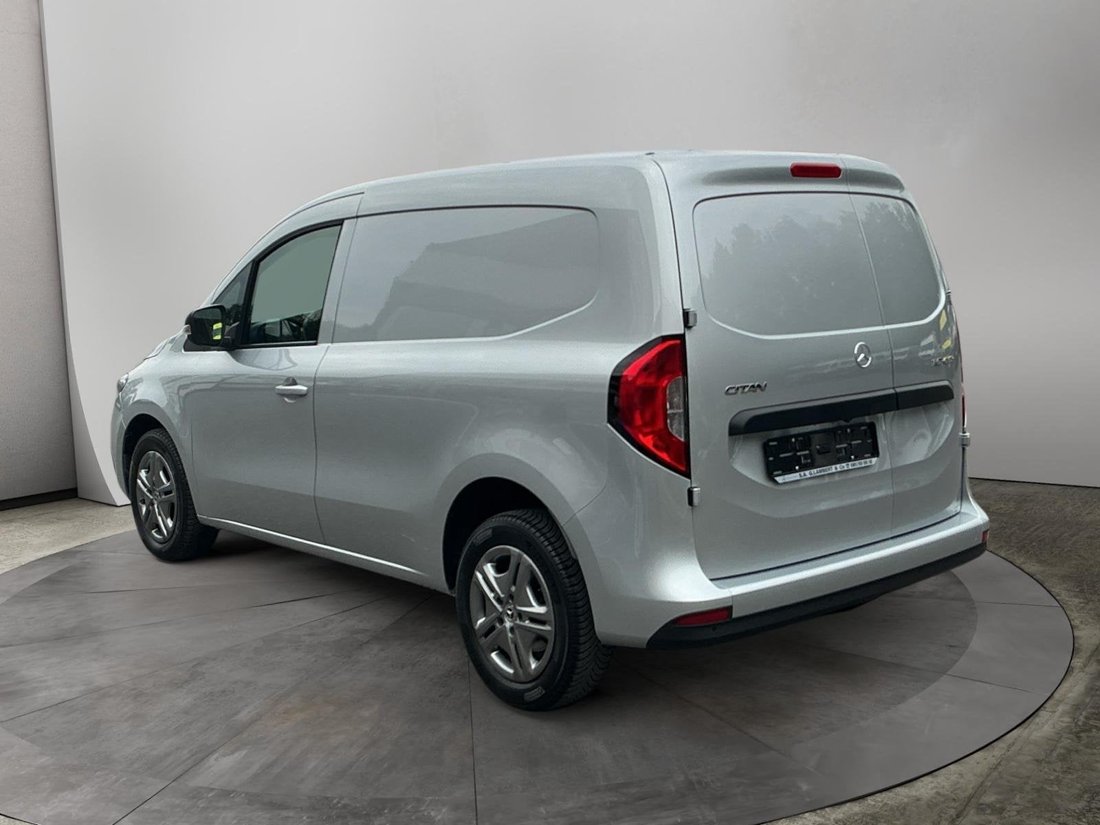 Mercedes-Benz Citan 110 CDI L1 Pro auto (bj 2025), Auto's, 4 deurs, Stof, Gebruikt, 4 cilinders